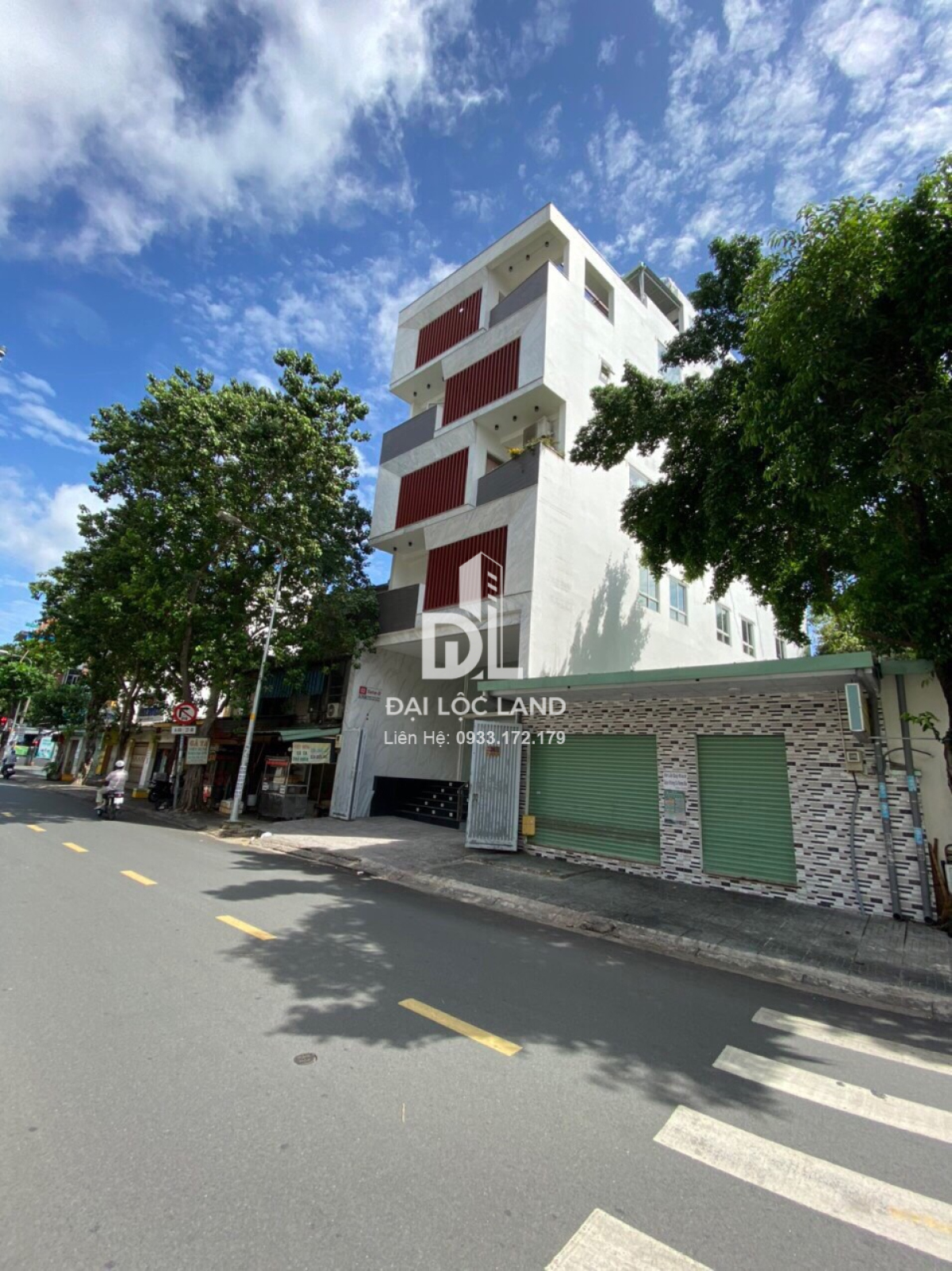 Building 236B Nguyễn Trọng Tuyển