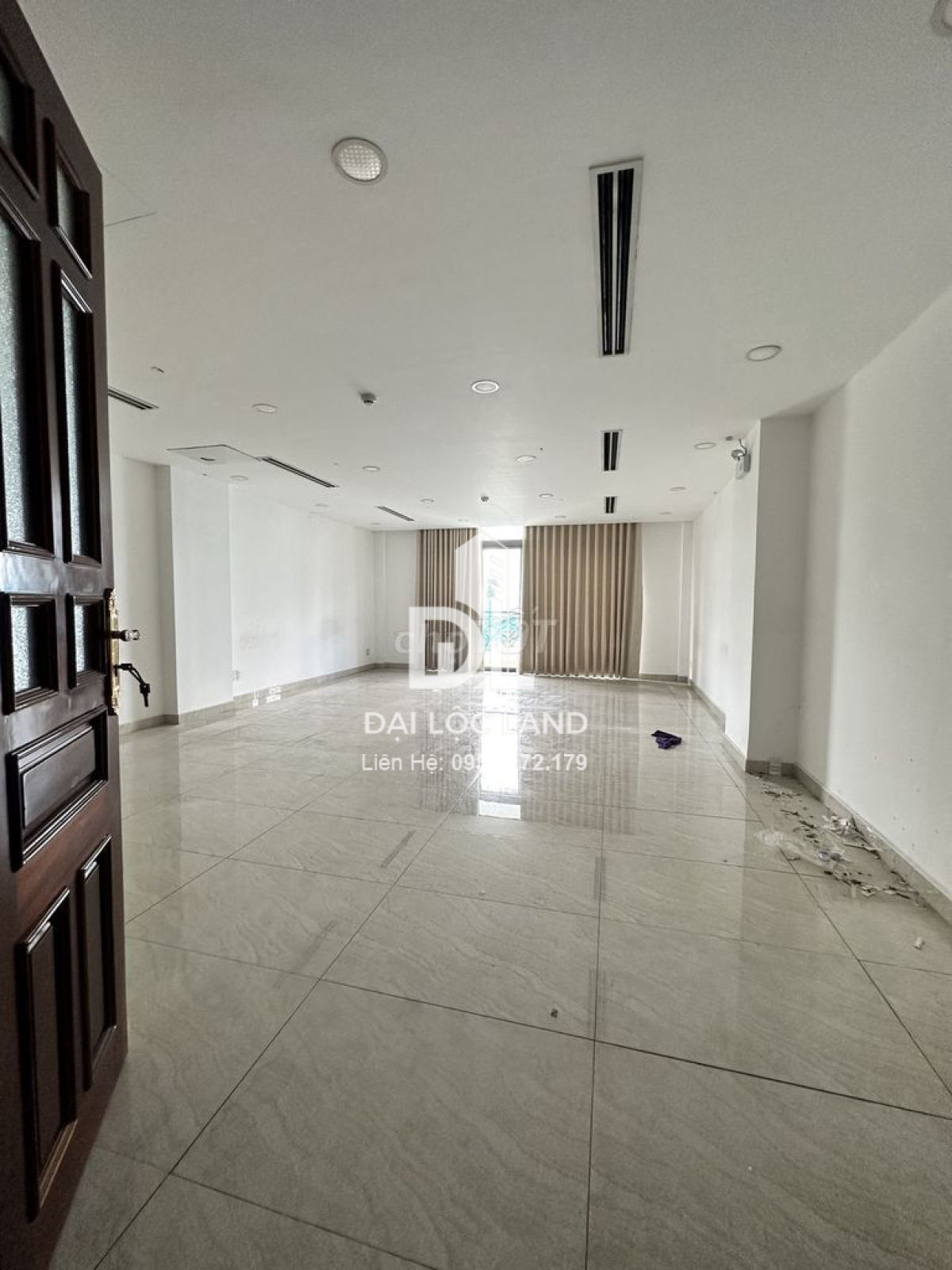 Building 89 Hồng Hà