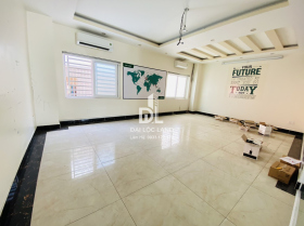 Building 8 Lê Trung Nghĩa